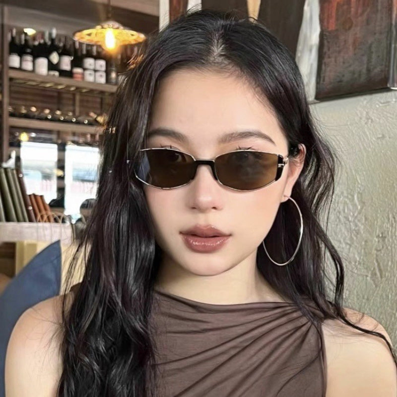 Women's Polarized Retro -Eye Fashion Glasses - Narrow Frame Round\u002Foval face Glasses, Brown\u002FBlack Tortoiseshell-like for Square & Round Faces, Small Eyewear for Sensitive Eyes (No Included)