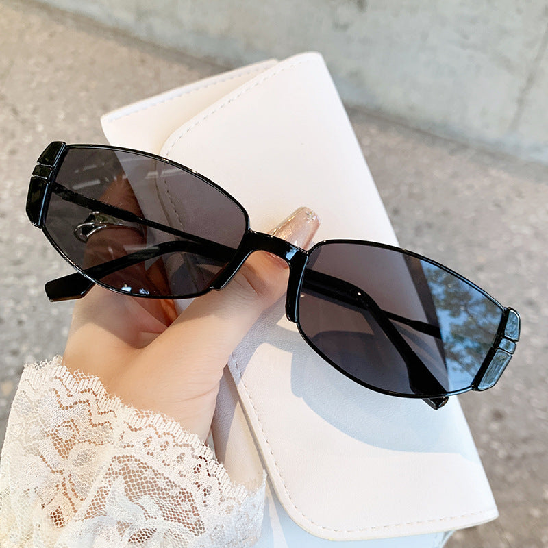 Women's Polarized Retro -Eye Fashion Glasses - Narrow Frame Round\u002Foval face Glasses, Brown\u002FBlack Tortoiseshell-like for Square & Round Faces, Small Eyewear for Sensitive Eyes (No Included)